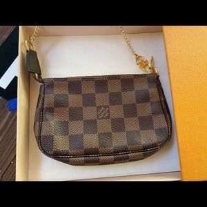 LV MINI POCHETTE ACCESSORIES